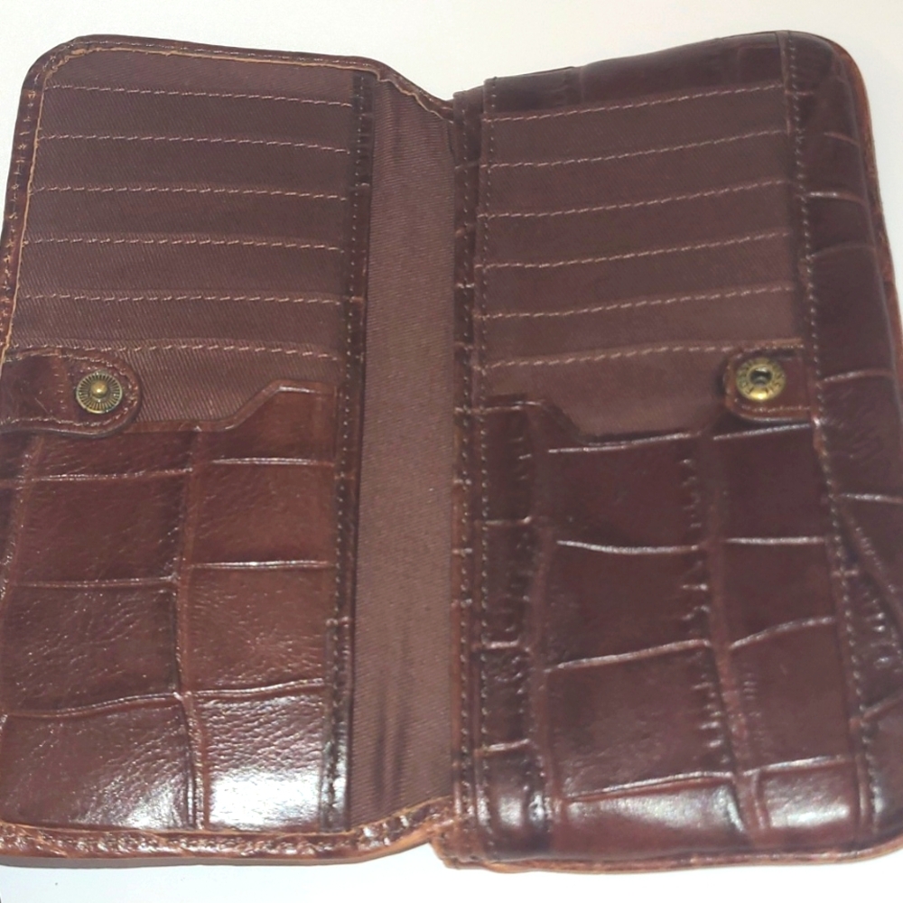 Fossil Dark Brown Croc-Embossed Wallet - Picture 2 of 5